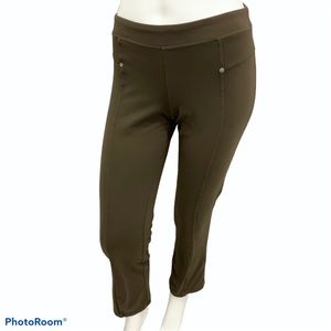 Athleta Brown Straight Leg Stretch Front Pleated Pants - Size Small